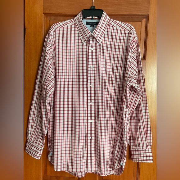 Tommy Hilfiger Plaid Button Down Shirt - Picture 1 of 9